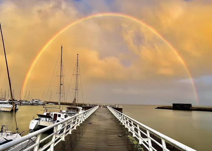 Slowlife 보트호텔