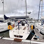 Slowlife Botel